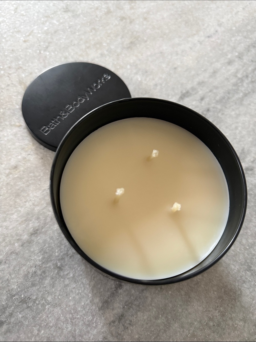 Bath and body works “into the night” scented 3 wick candle - Picture 5 of 6